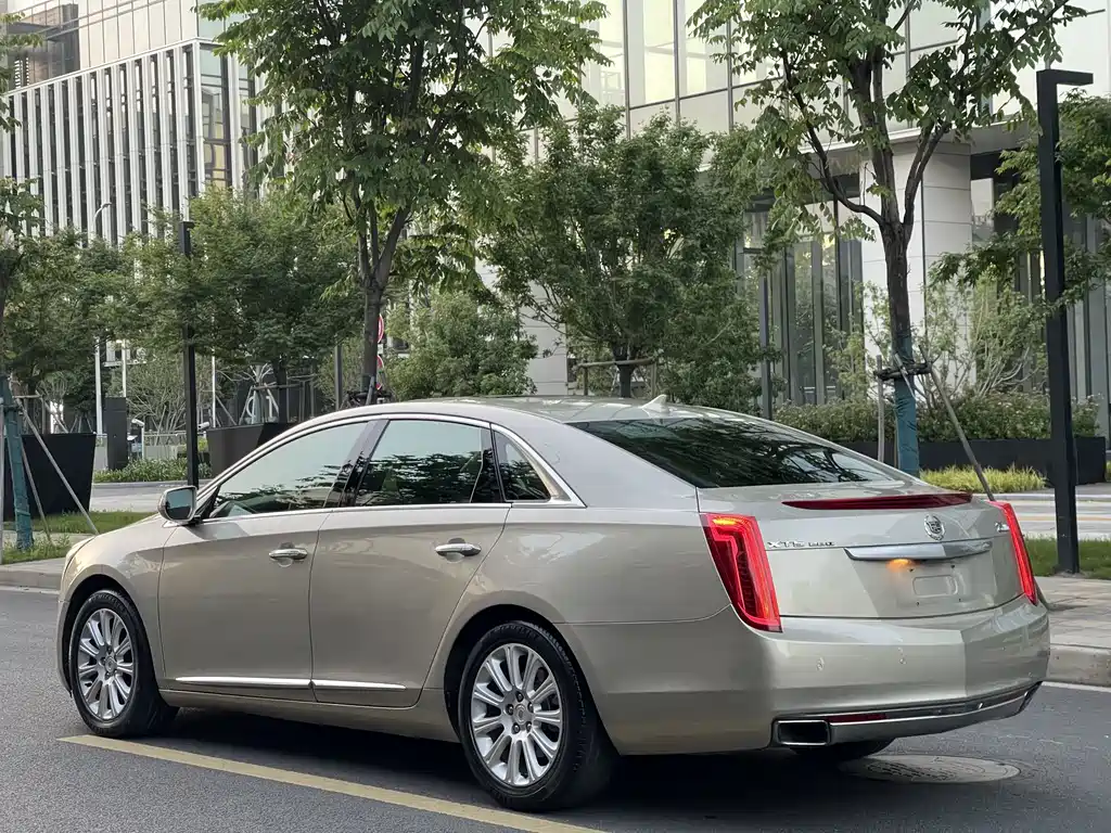 Cadillac XTS 2014 — фото 5