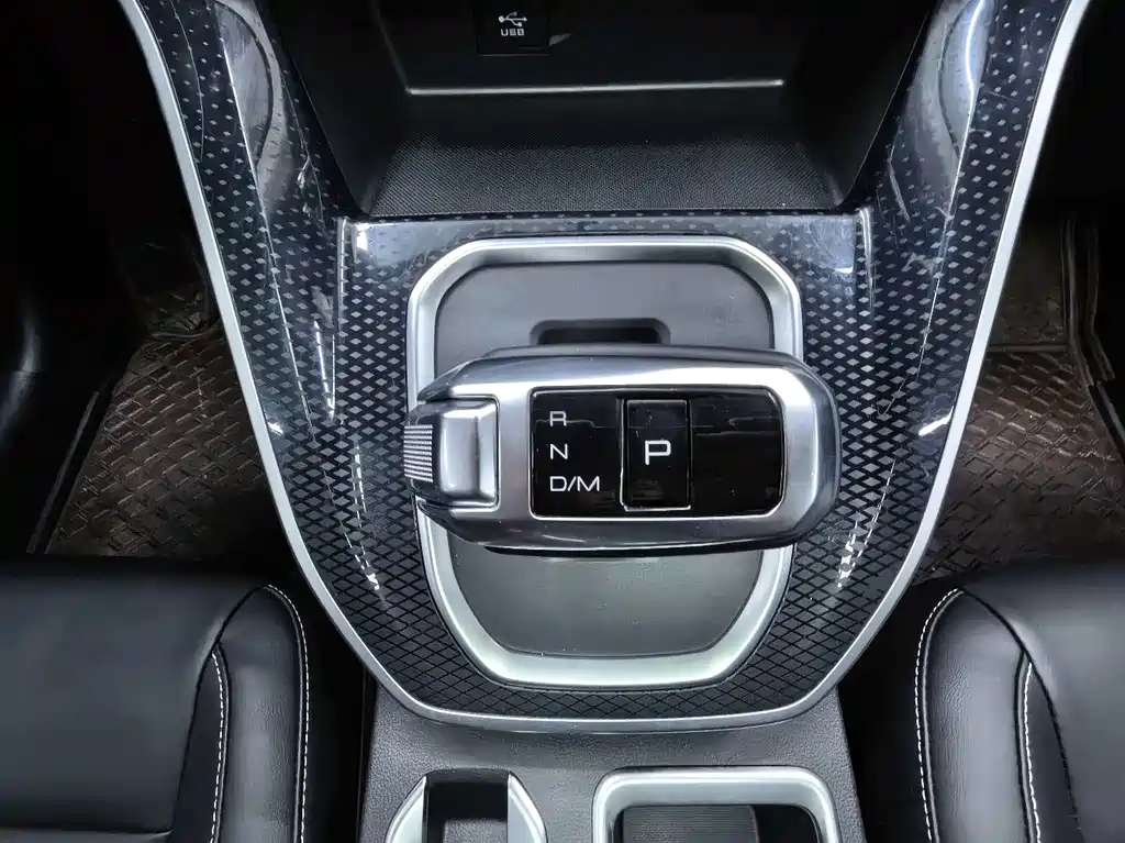 Haval M6 2023 — фото 15