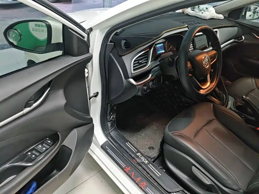 Buick Excelle 2021 — фото 16