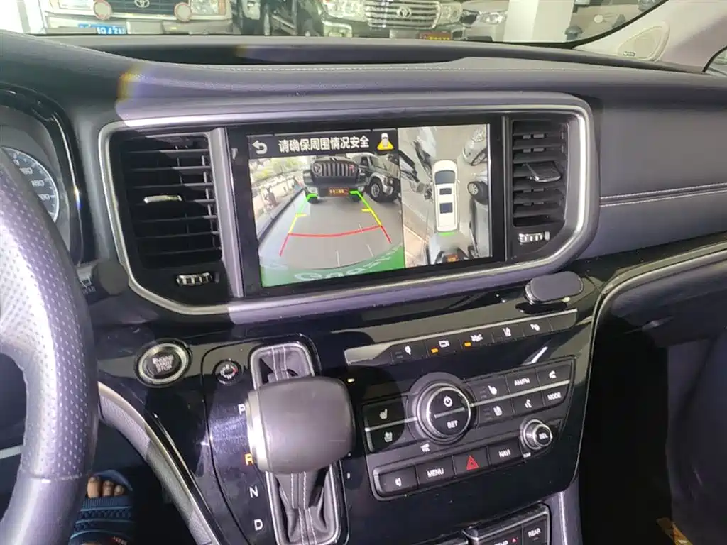 GAC Motor Trumpchi M8 2020 — фото 13