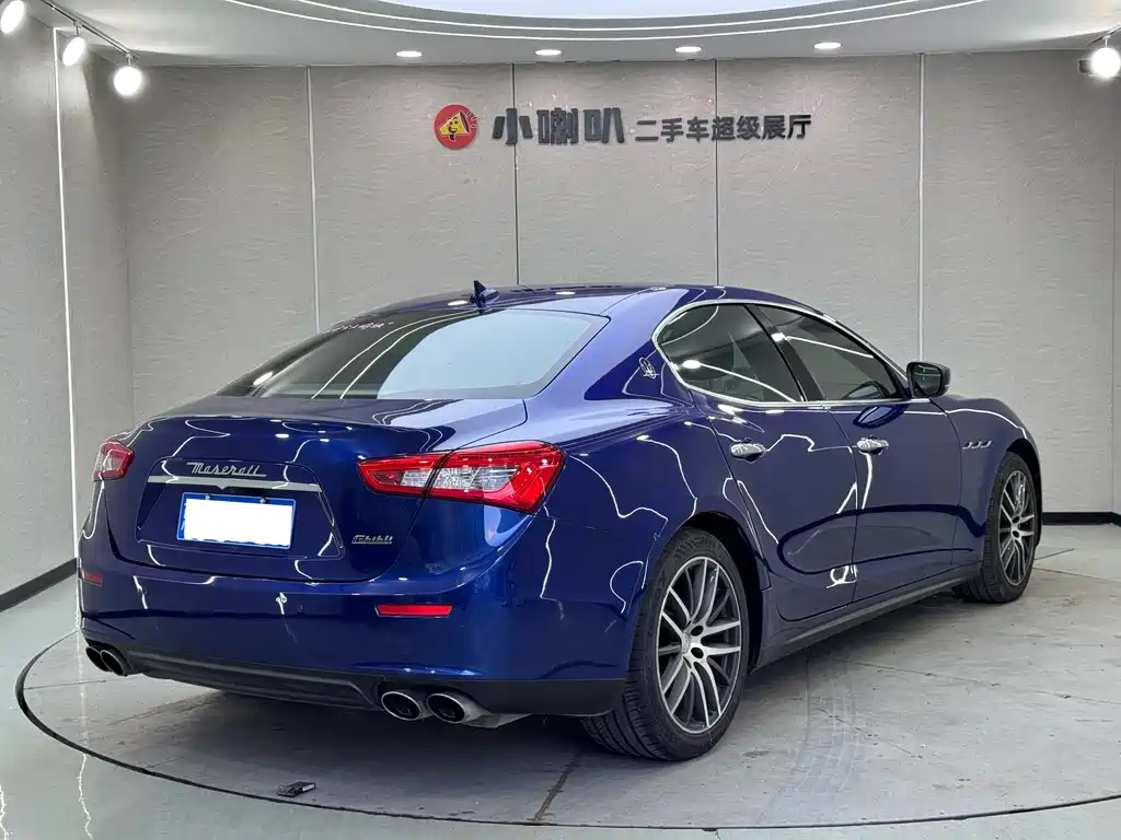 Maserati Ghibli 2017 — фото 20