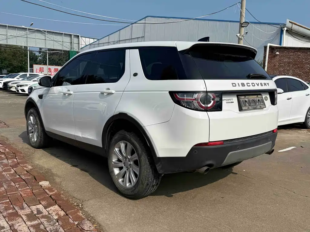 Land Rover Discovery Sport 2017 — фото 4