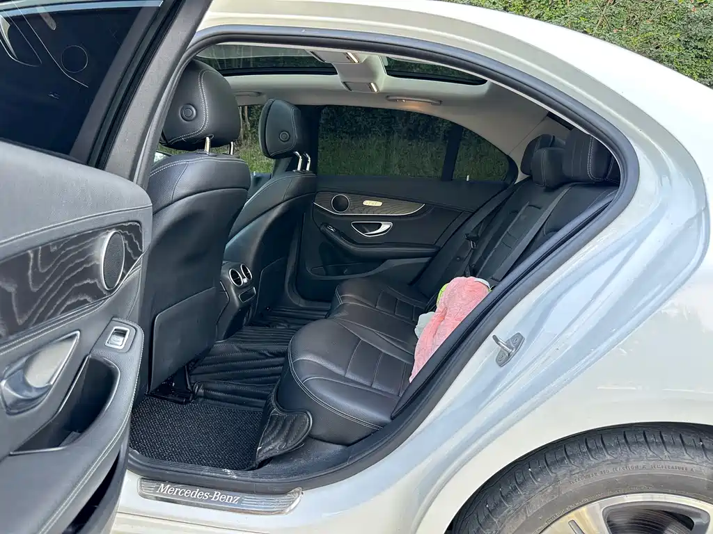 Mercedes-Benz C-Class 2019 — фото 10