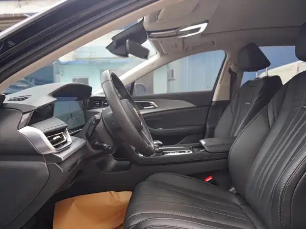 Hongqi H5 2024