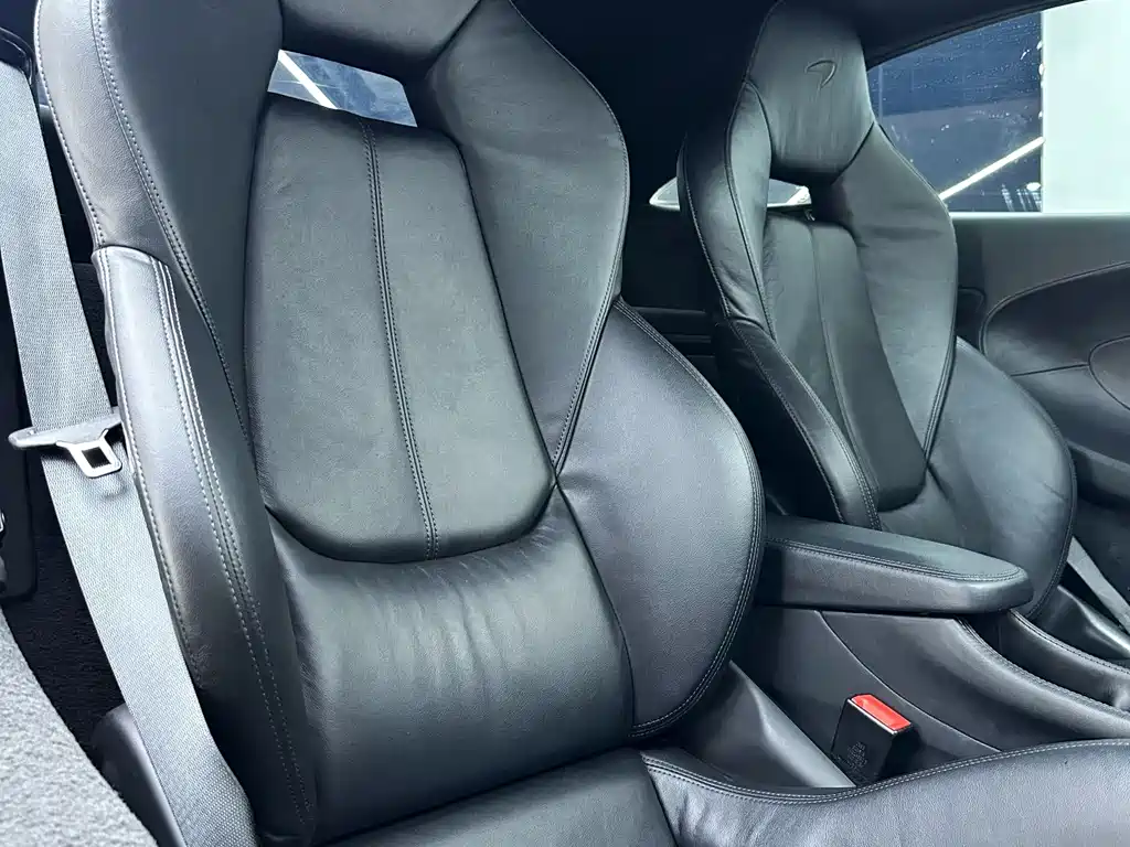 McLaren 540C 2020 — фото 17