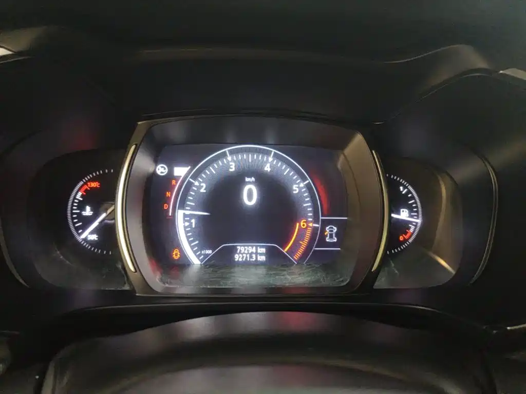 Renault Koleos 2018 — фото 12