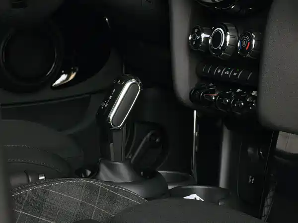 MINI 2018