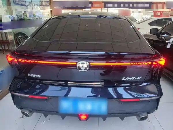 Changan UNI-V 2022