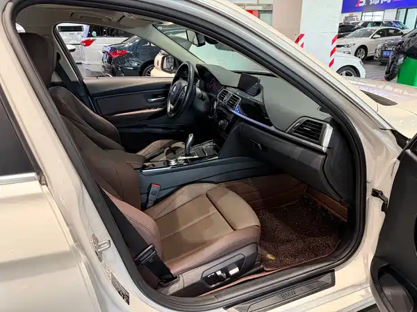 BMW 3 Series 2019