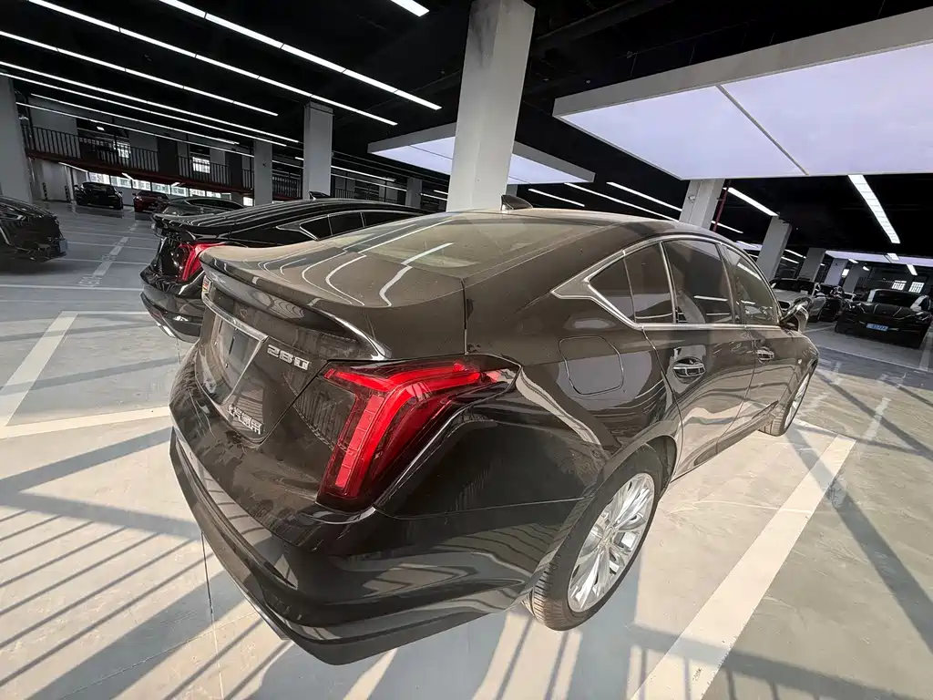 Cadillac CT5 2021 — фото 9