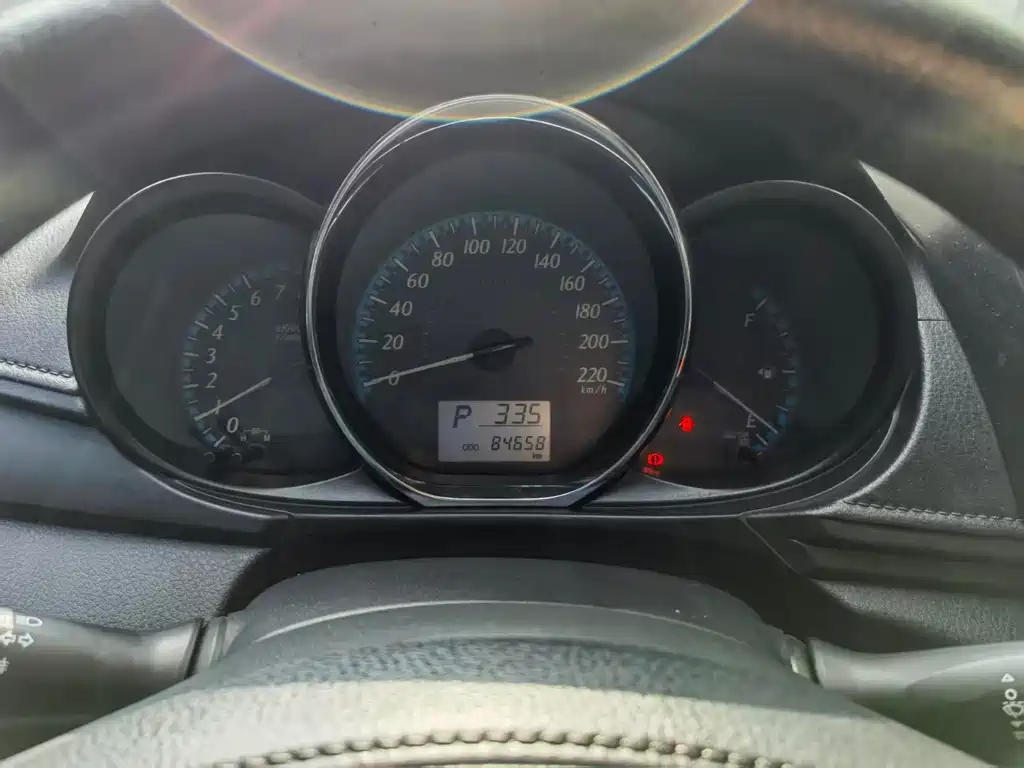 Toyota Yaris L 2019 — фото 15
