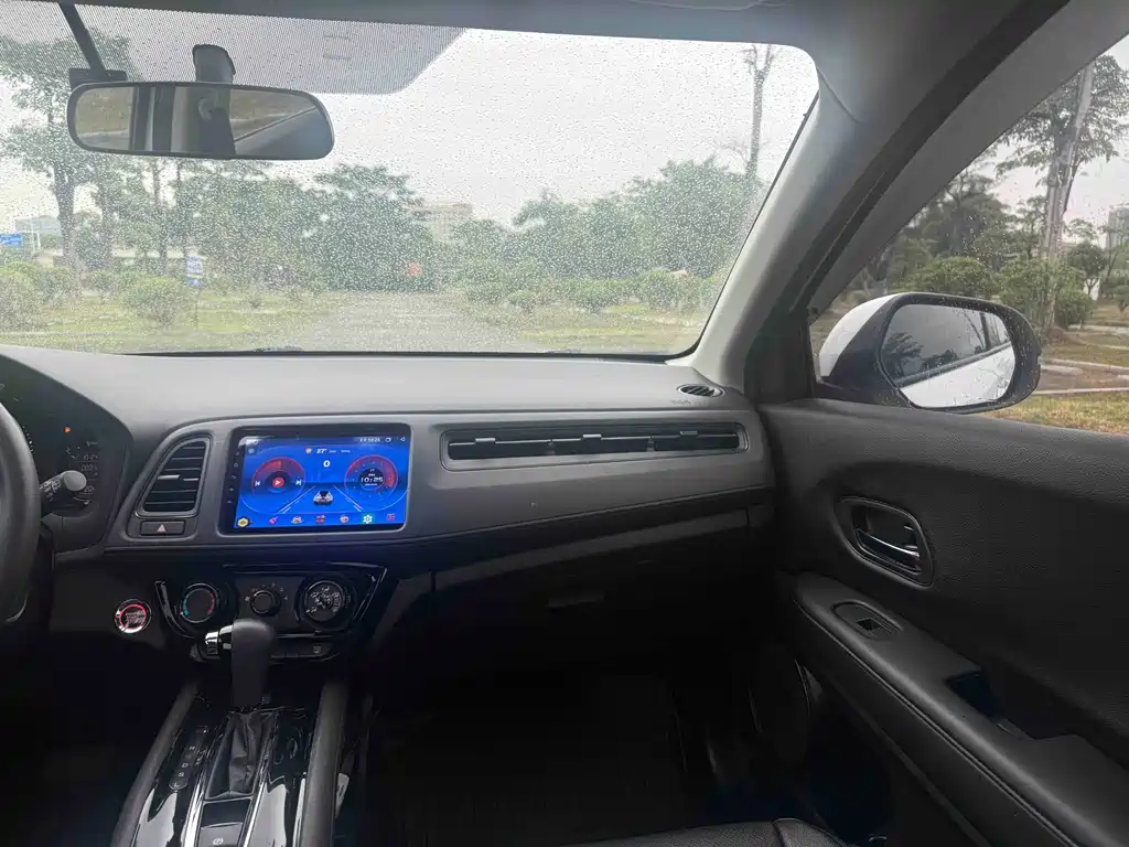 Honda Vezel 2021 — фото 13