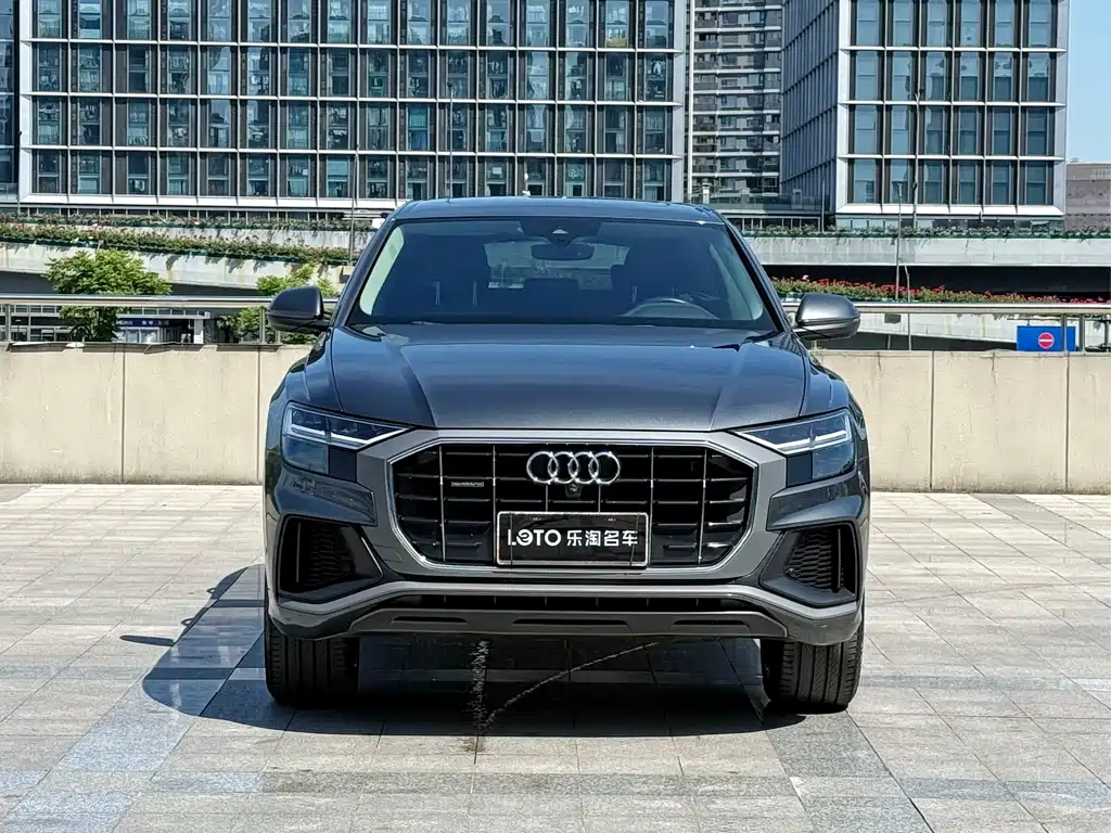 Audi Q8 2021 — фото 2