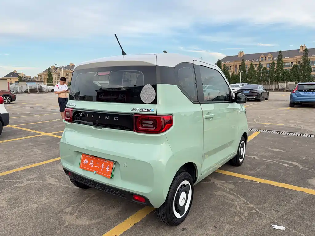 Wuling MINIEV 2023