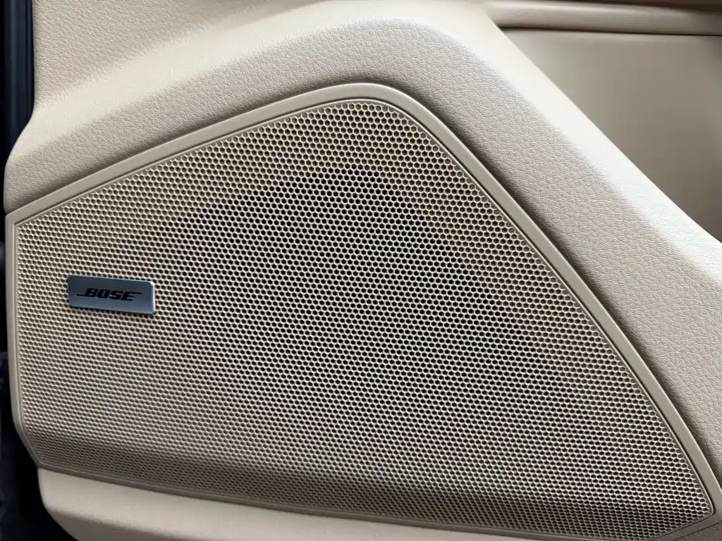 Porsche Cayenne 2020 — фото 24