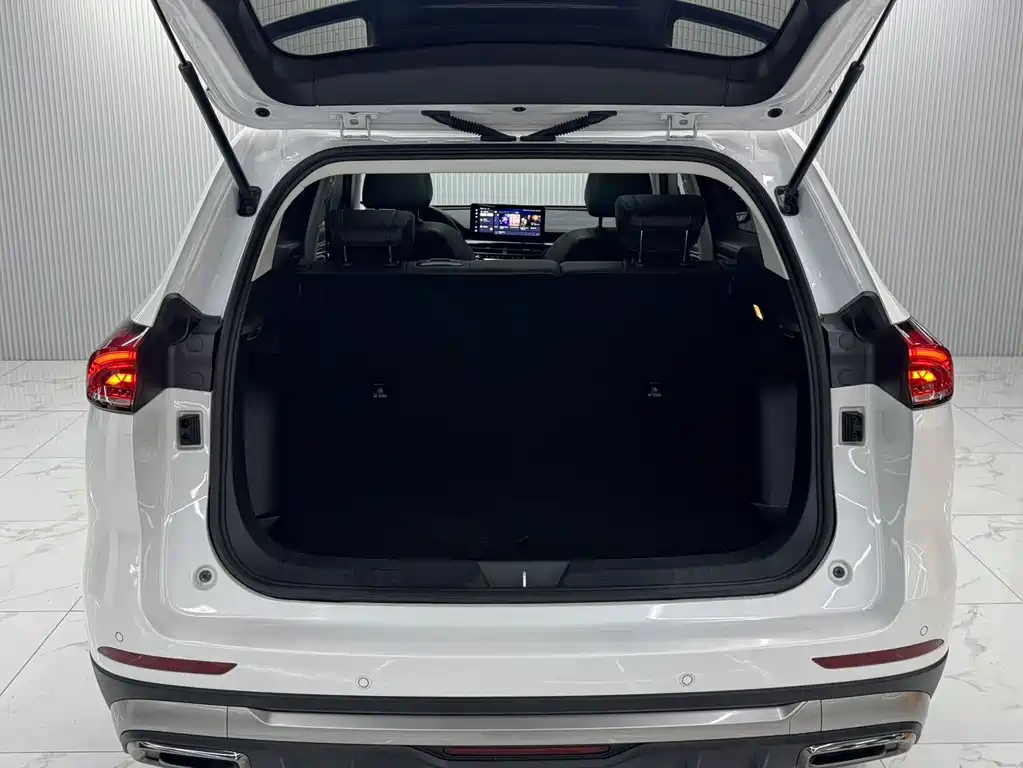 Haval H6 2023 — фото 12