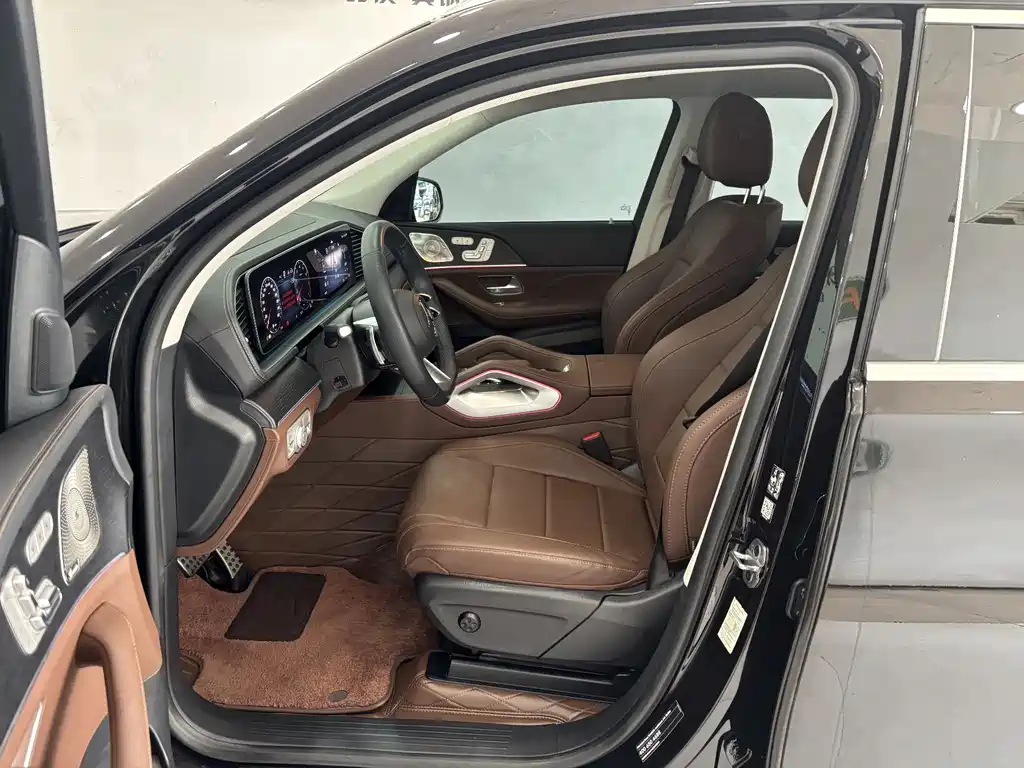 Mercedes-Benz GLS 2024 — фото 13