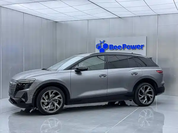 Audi Q5 E-Tron 2022