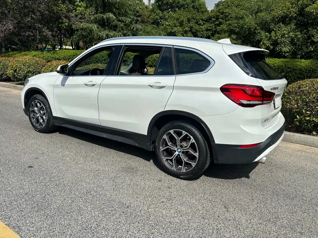 BMW X1 2020 — фото 6
