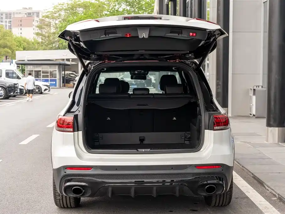 Mercedes-Benz GLB AMG 2022 — фото 19