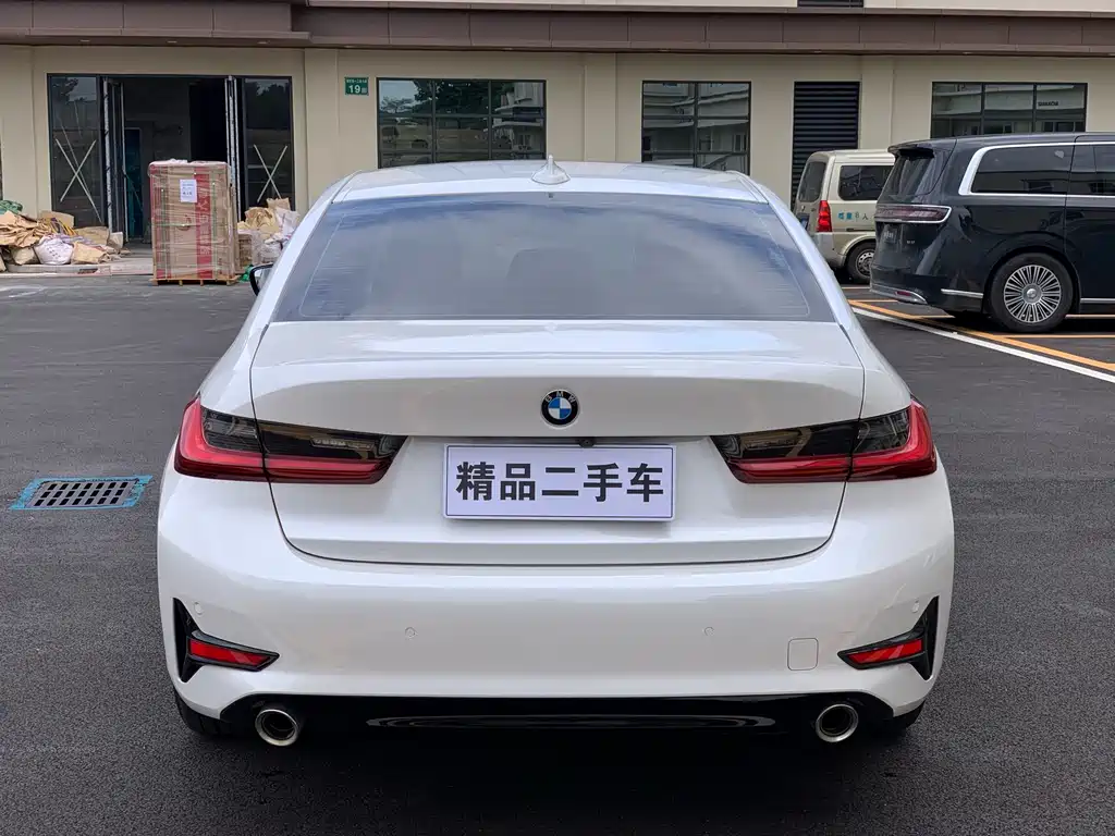 BMW 3 Series 2022
