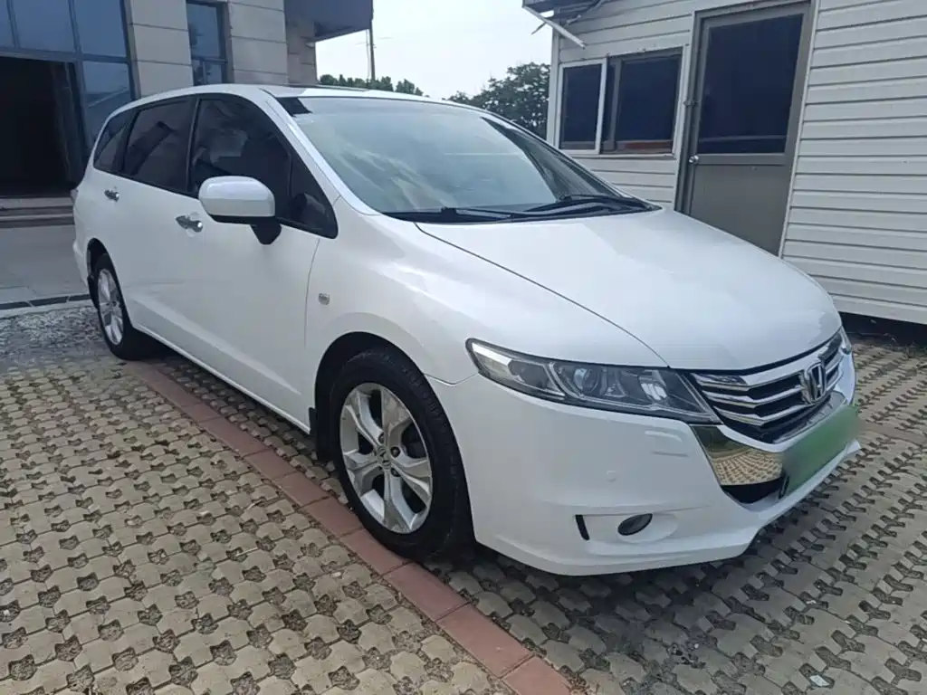 Honda Odyssey 2015 — фото 4