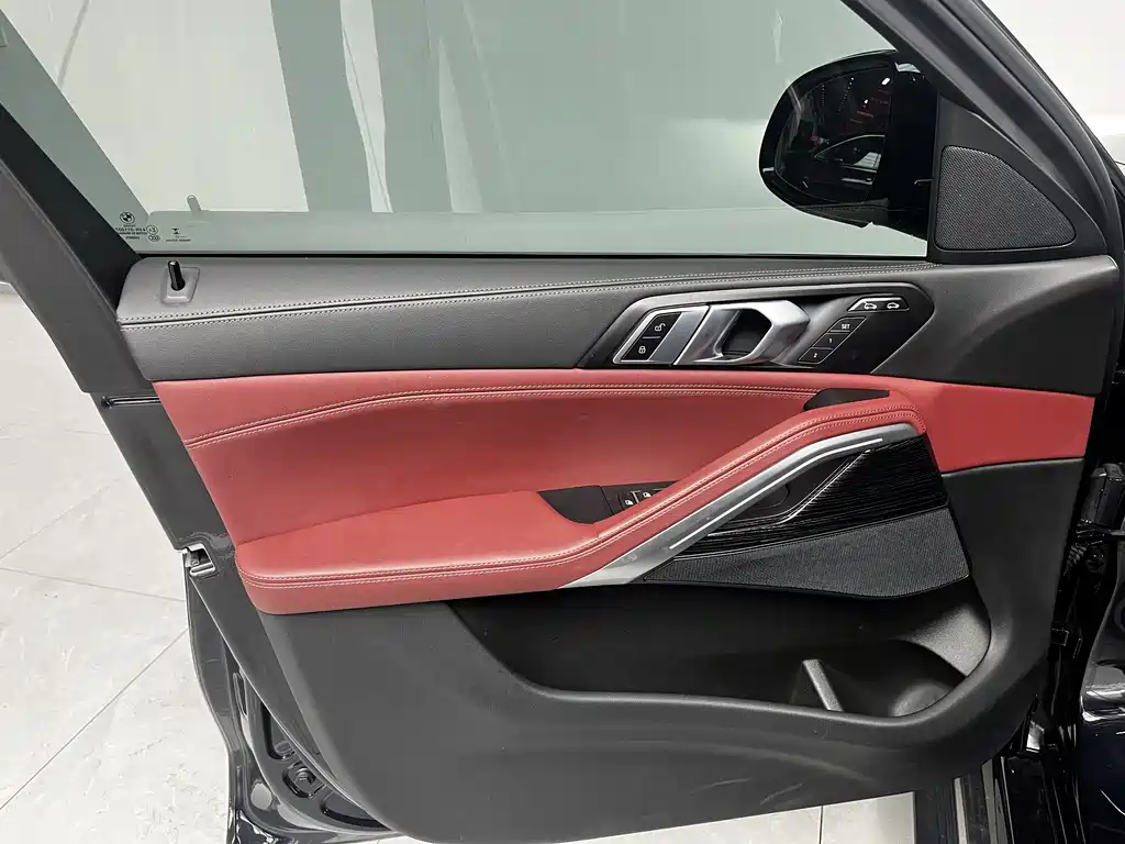 BMW X6 2024 — фото 14