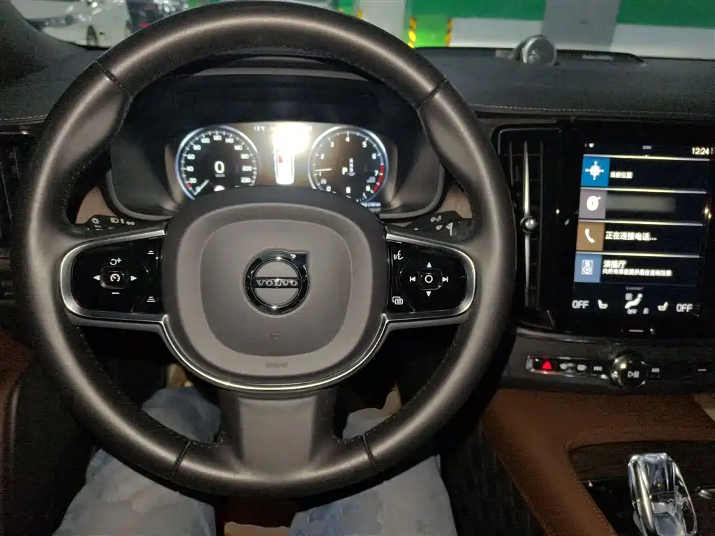 Volvo S90 2021 — фото 10