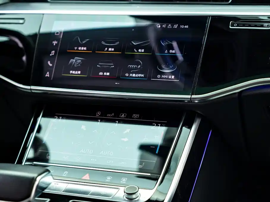 Audi A8 2019 — фото 14