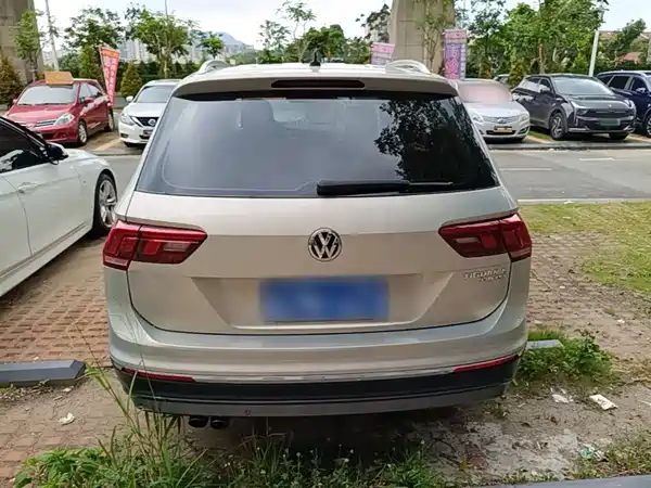 Volkswagen Tiguan L 2017