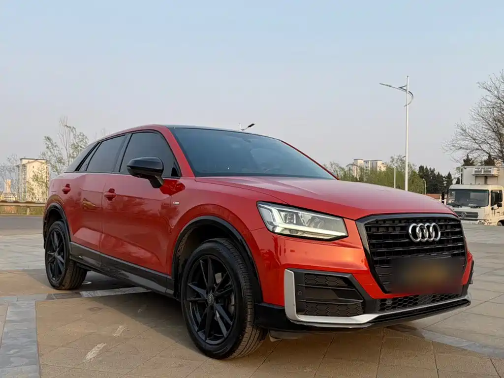 Audi Q2L 2019 — фото 6