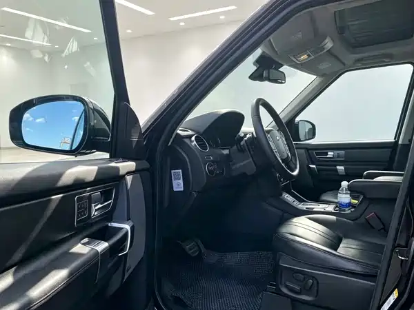 Land Rover Discovery 2015