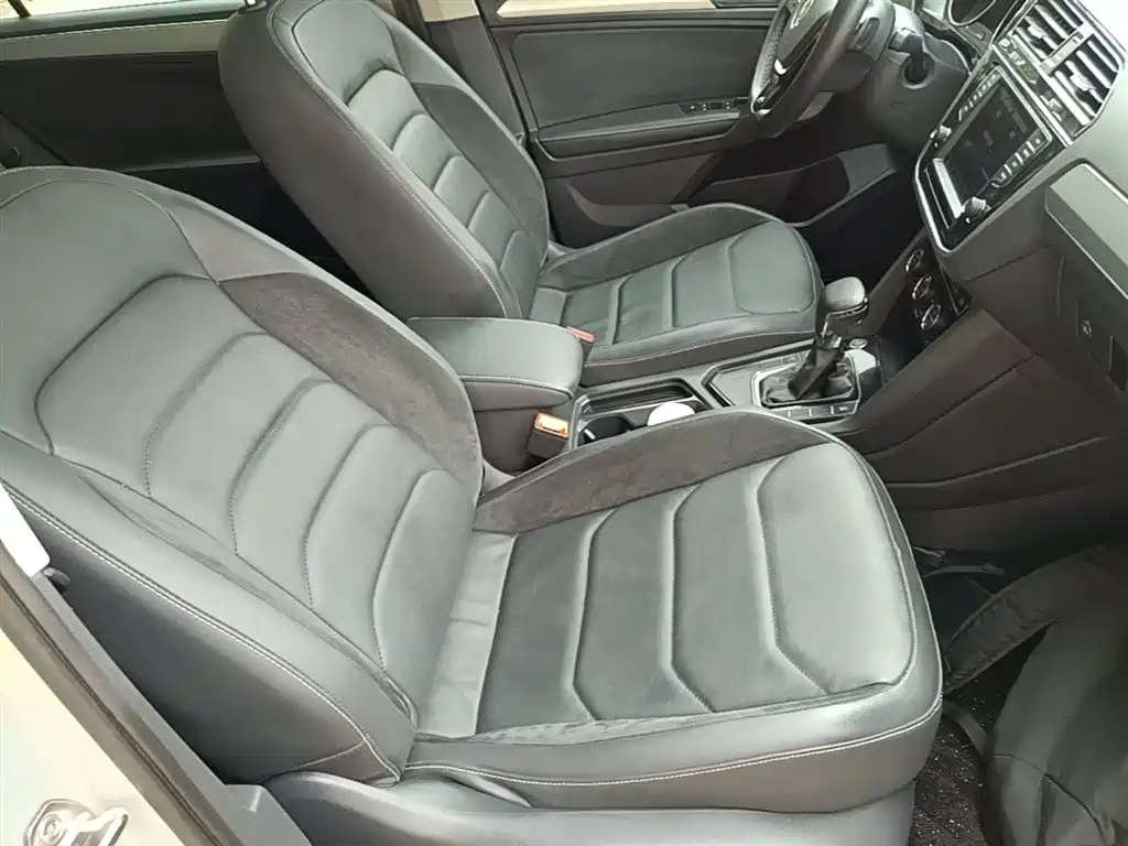Volkswagen Tiguan L 2017 — фото 25