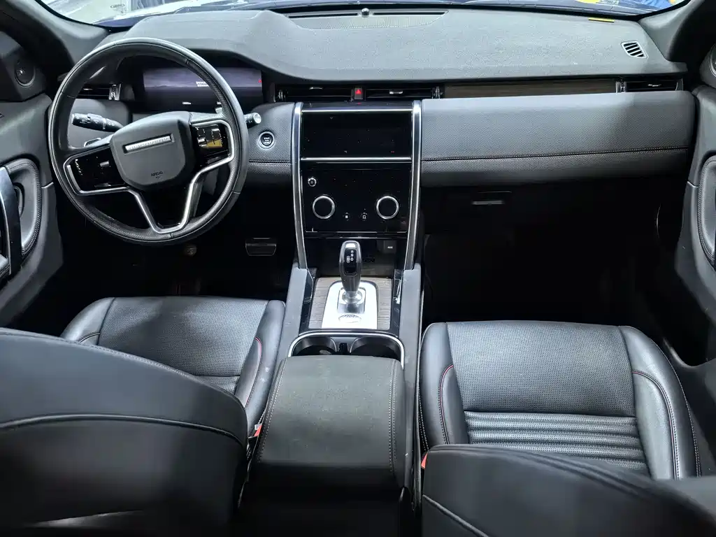 Land Rover Discovery Sport 2023 — фото 8