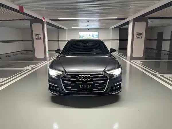 Audi A6L 2022