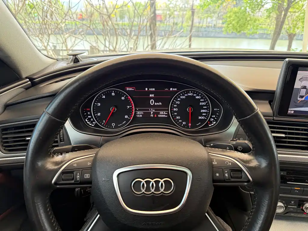 Audi A6L 2015 — фото 14