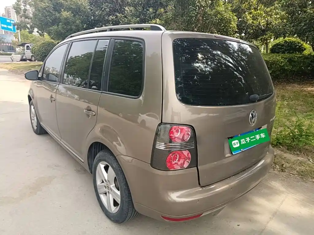 Volkswagen Touran 2015
