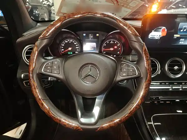 Mercedes-Benz GLC 2018