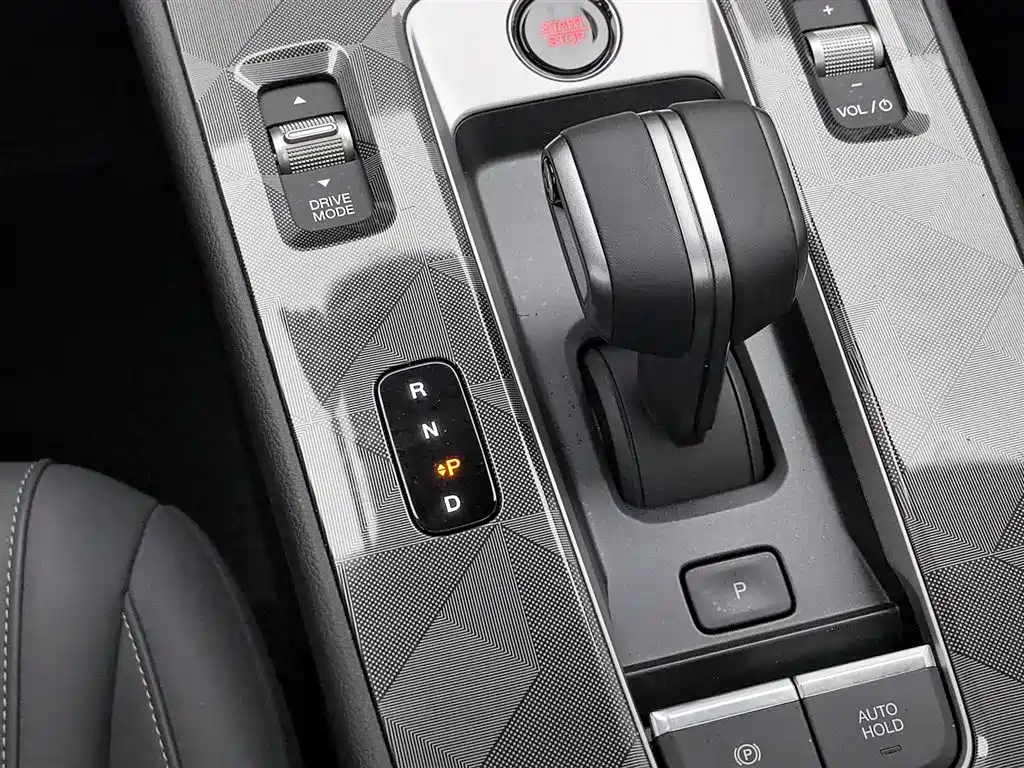 GAC Motor Shadow Leopard 2025 — фото 13