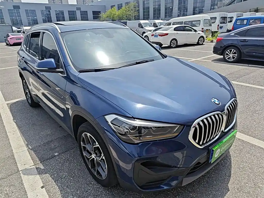 BMW X1 2021 — фото 4