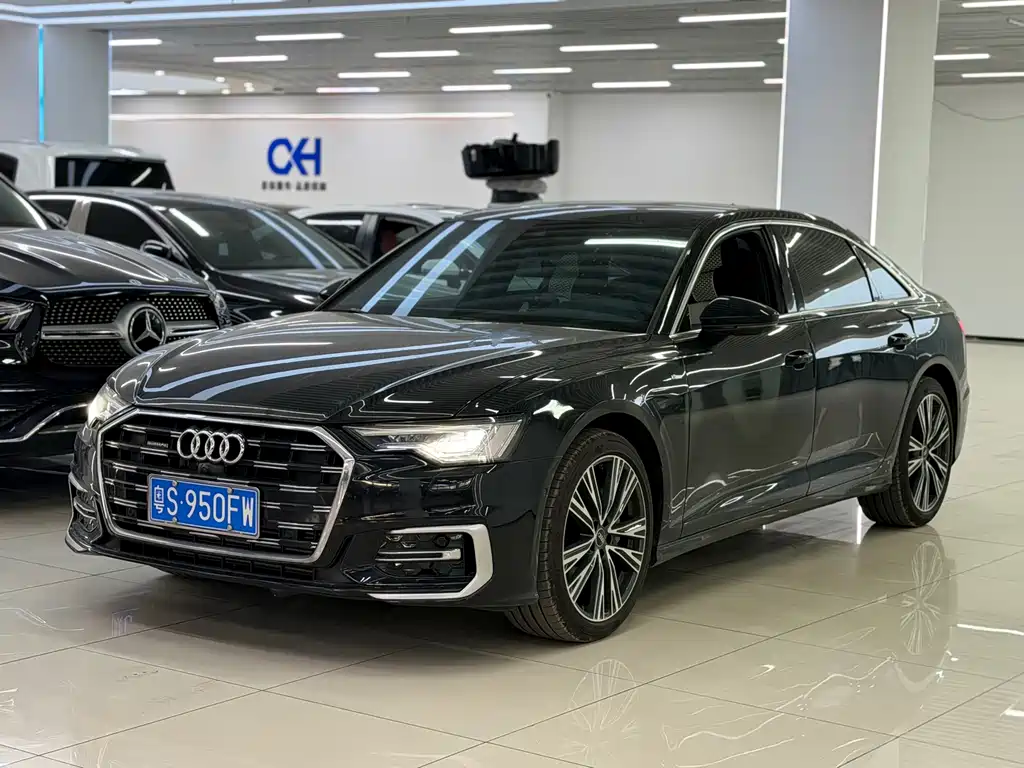Audi A6L 2024 — фото 1