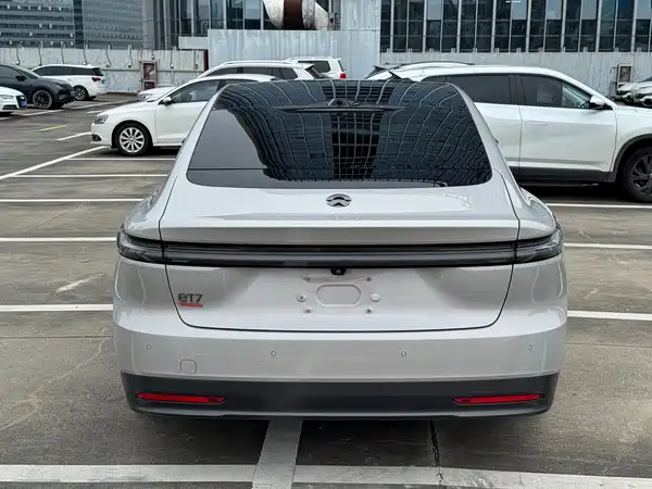 NIO ET7 2022