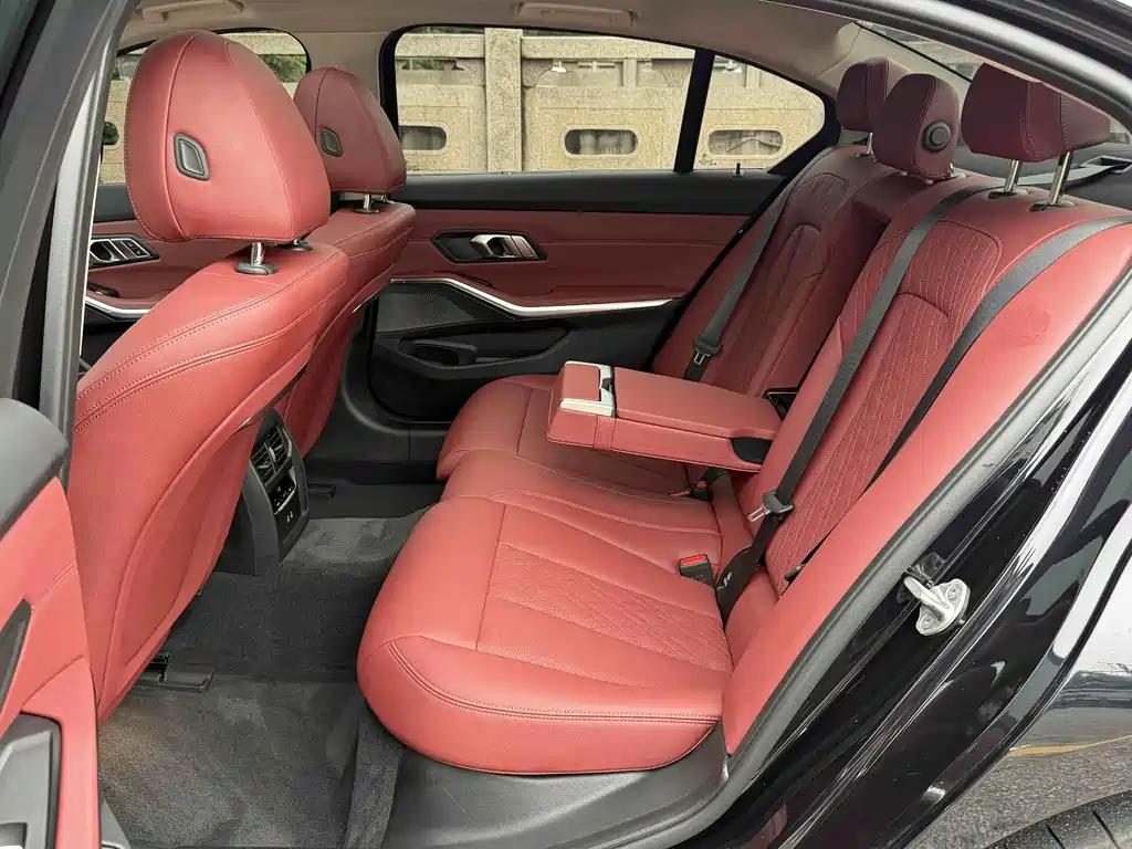 BMW i3 2025 — фото 10