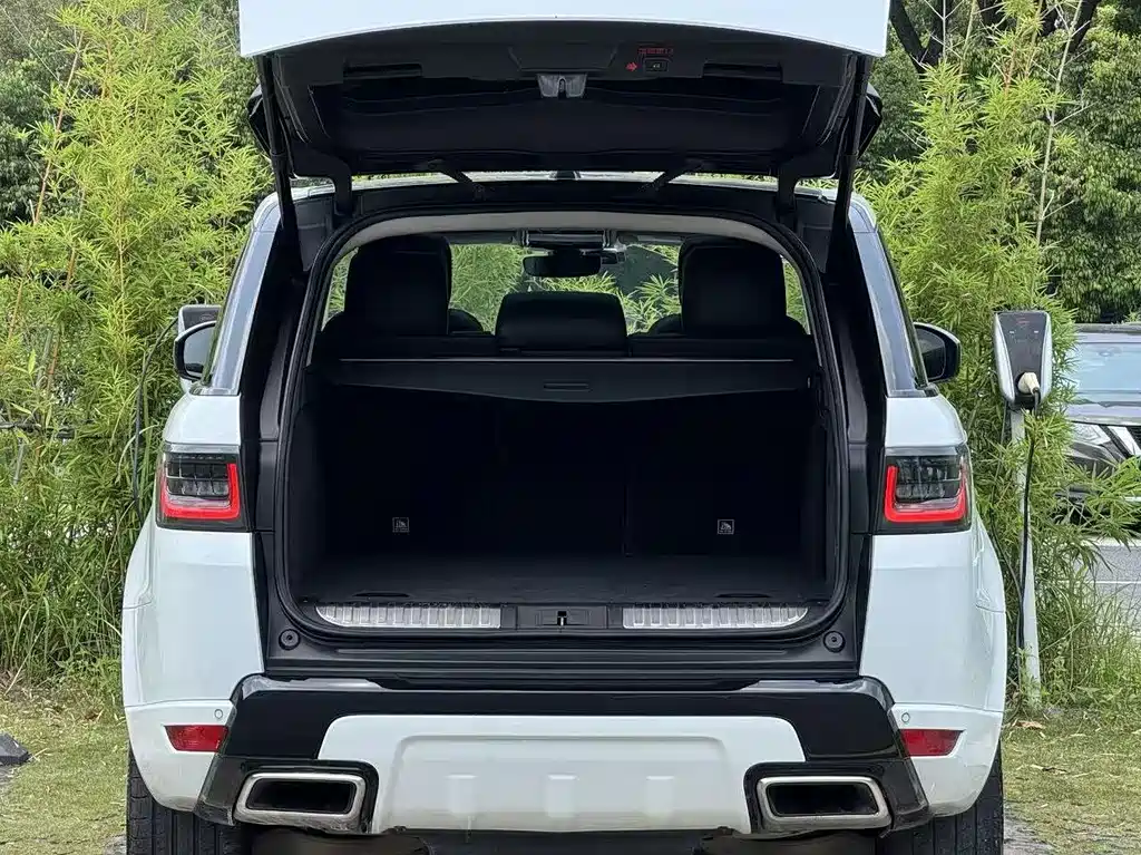 Land Rover Sport 2019 — фото 15