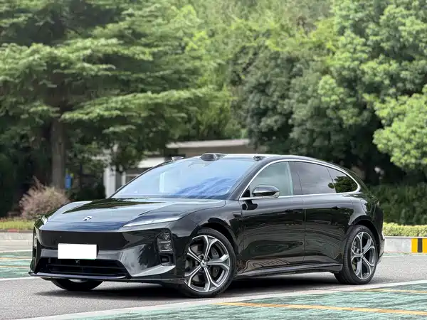 NIO ET5T 2025