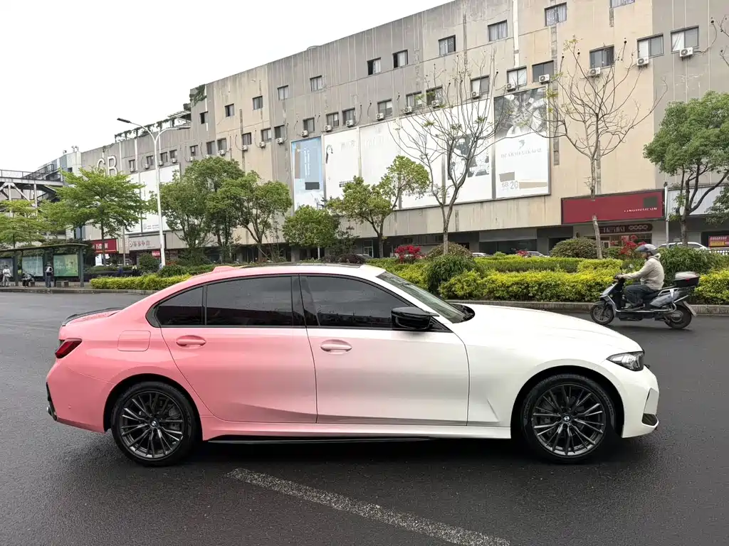 BMW 3 Series 2023