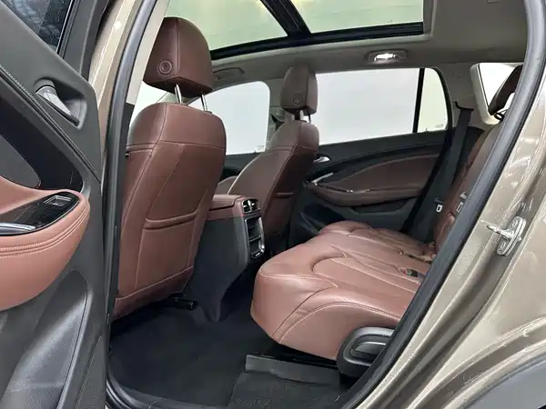 Buick Envision Plus 2019