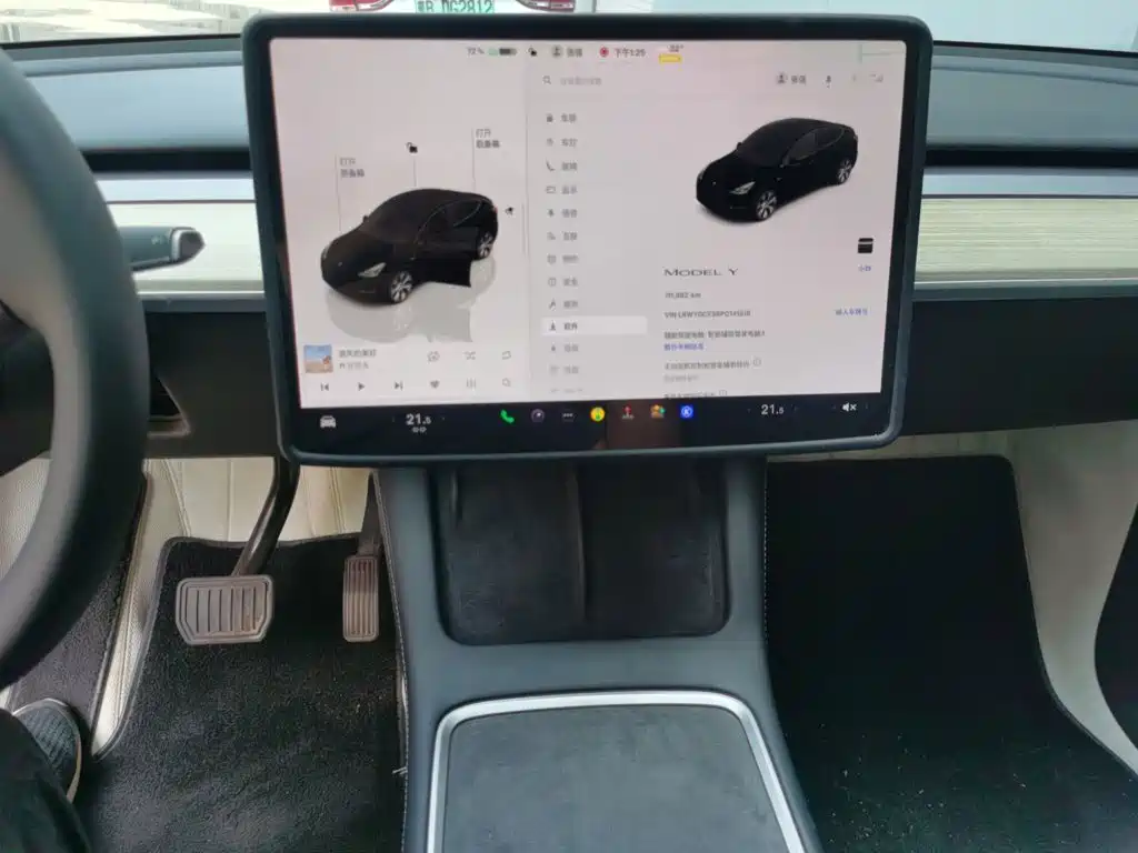 Tesla Model Y 2023 — фото 10