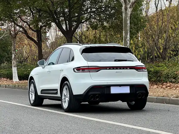 Porsche Macan 2022