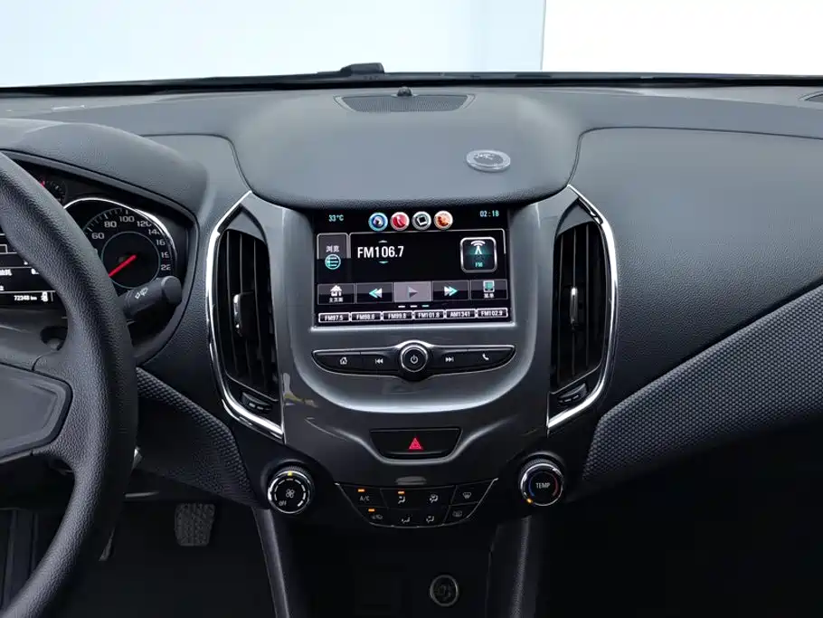 Chevrolet Cruze 2018 — фото 13
